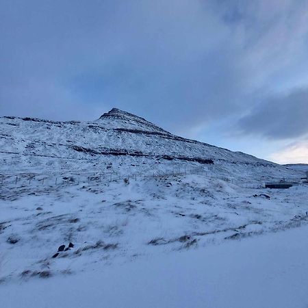 Fjord Guesthouse Funningsfjordur Екстер'єр фото