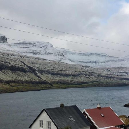 Fjord Guesthouse Funningsfjordur Екстер'єр фото