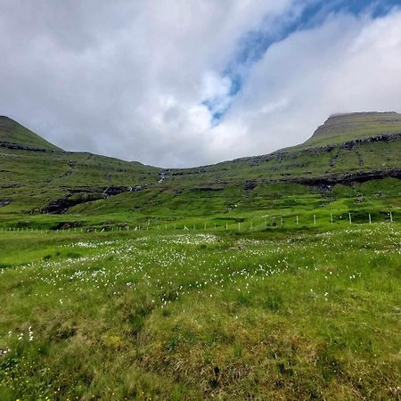 Fjord Guesthouse Funningsfjordur Екстер'єр фото