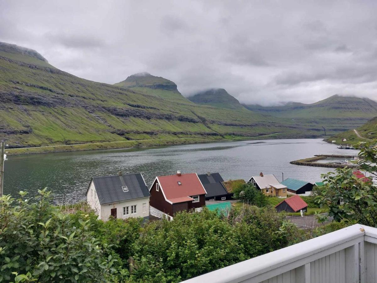 Fjord Guesthouse Funningsfjordur Екстер'єр фото