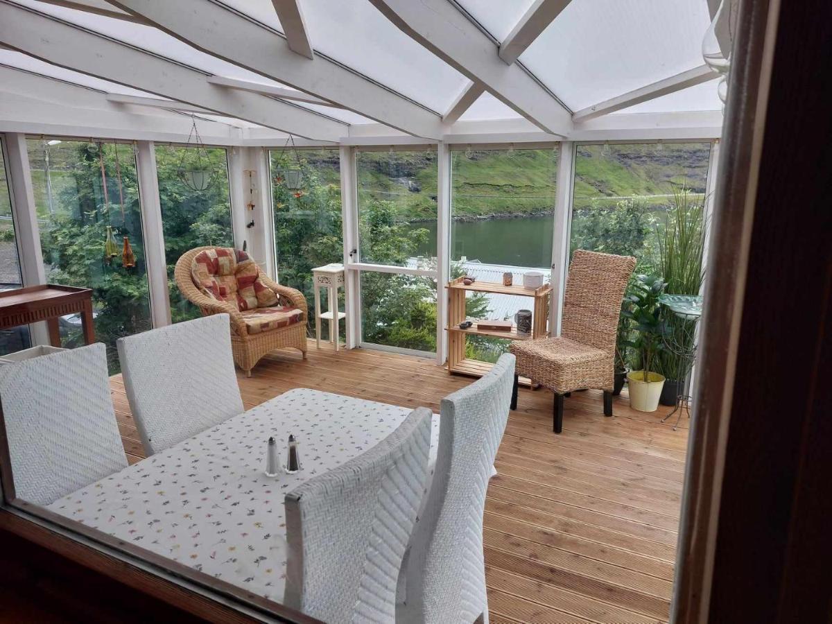 Fjord Guesthouse Funningsfjordur Екстер'єр фото
